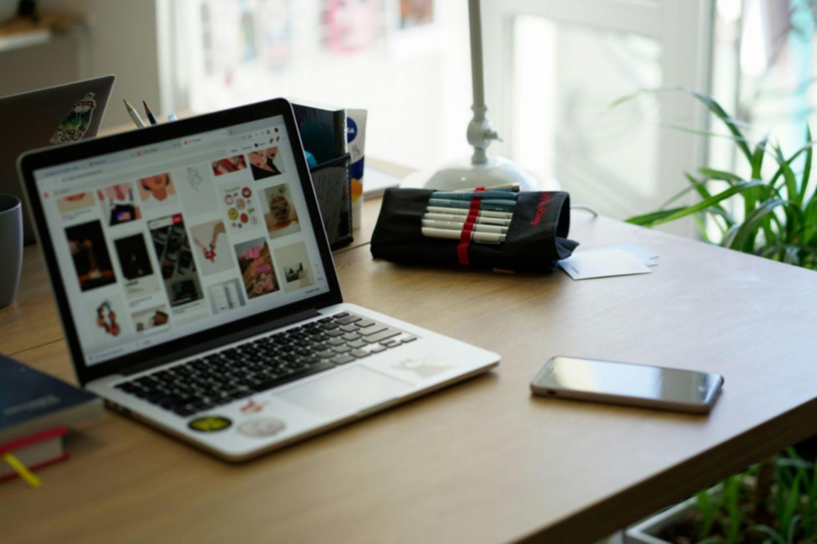 Espacio de trabajo profesional donde colaboramos con empresas para mejorar su gestión financiera